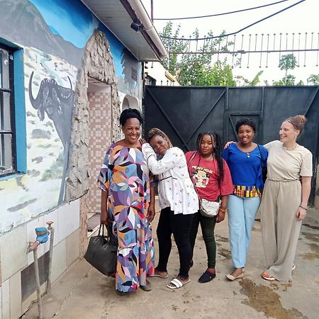 First Point Arusha Hostel Bagian luar foto