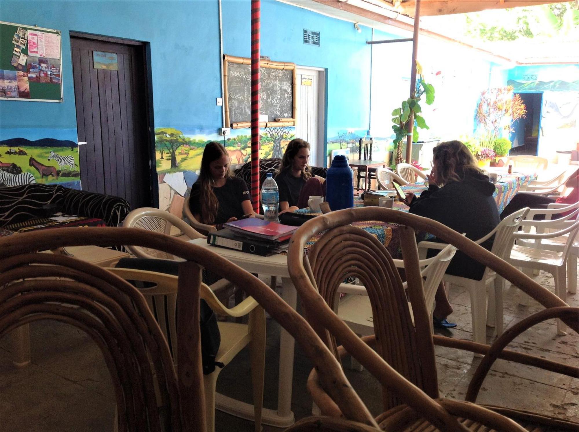First Point Arusha Hostel Bagian luar foto