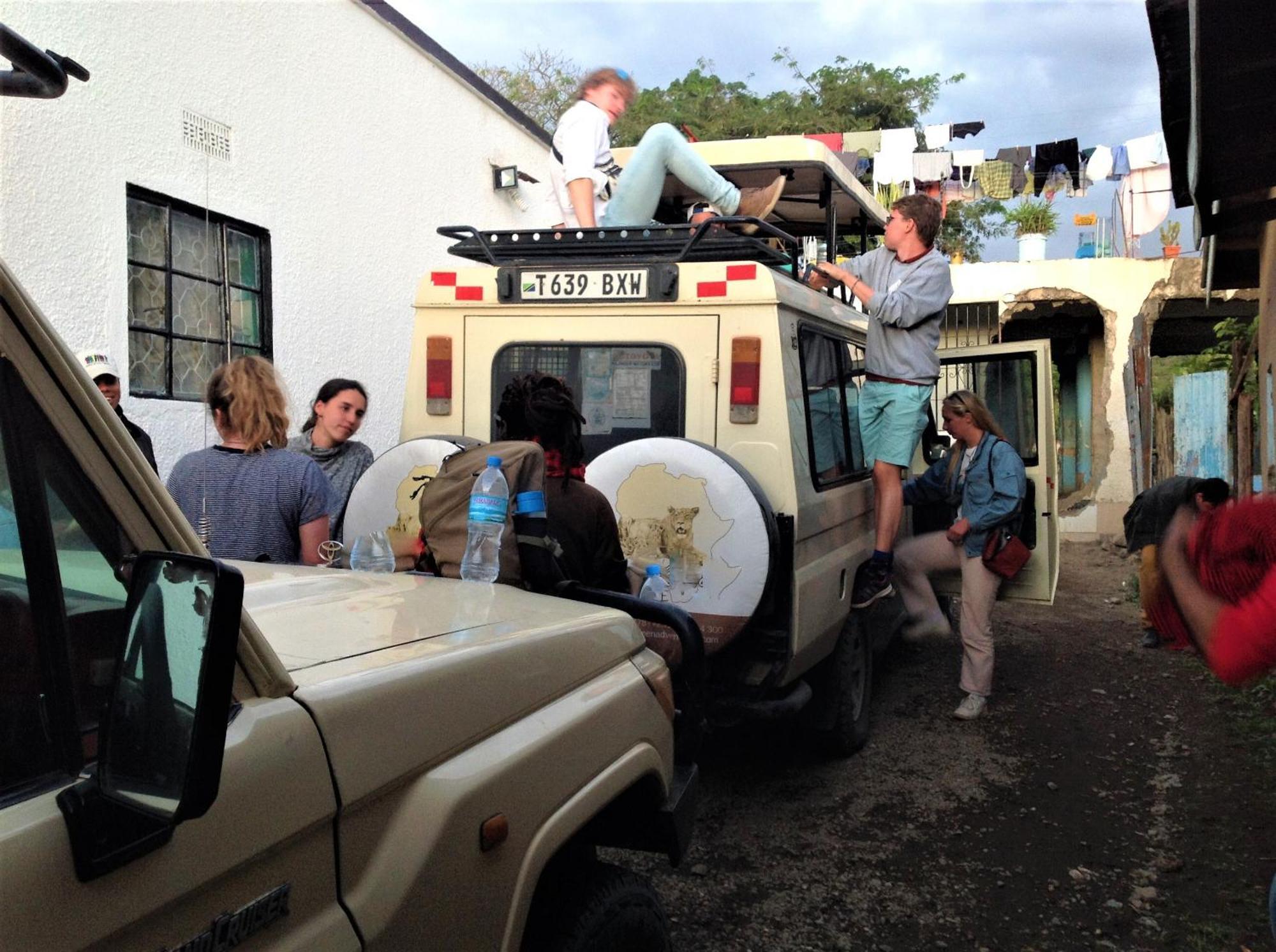 First Point Arusha Hostel Bagian luar foto