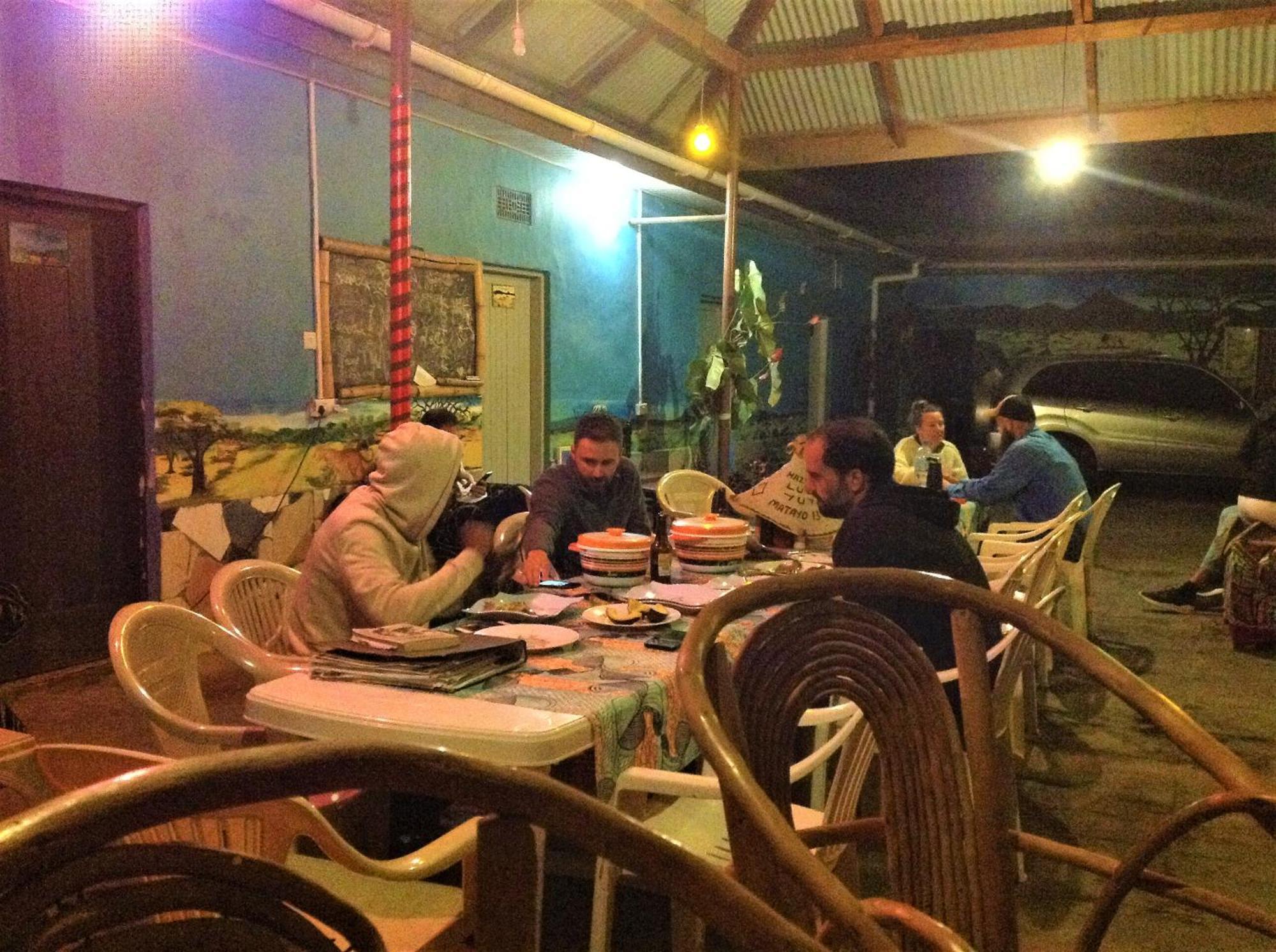 First Point Arusha Hostel Bagian luar foto