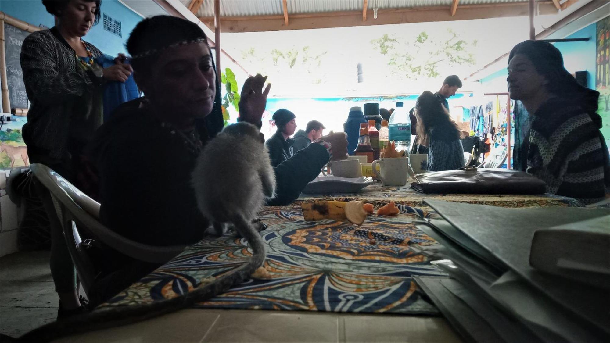 First Point Arusha Hostel Bagian luar foto